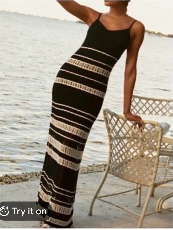 Abercrombie & Fitch Dresses & Skirts - Abercrombie & Fitch Black and White Striped Maxi Dress. Cotton.